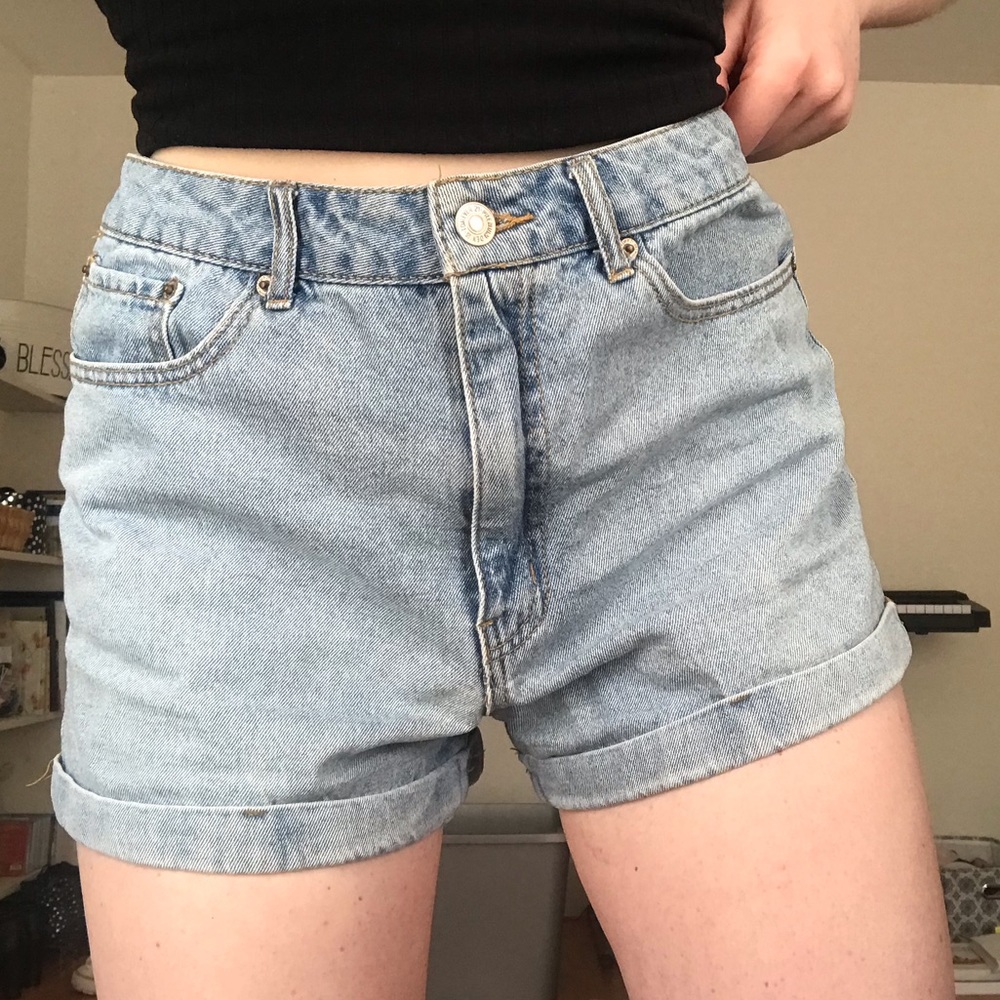 Forever 21 High Waisted Light Wash Denim Shorts